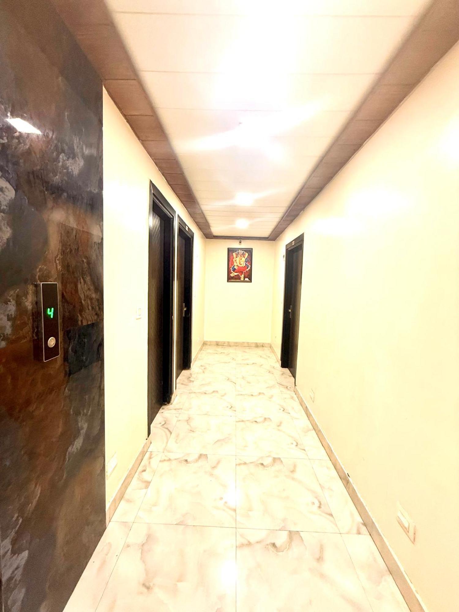 Hotel Tej International Plaza Near Igi Airport Delhi New Delhi