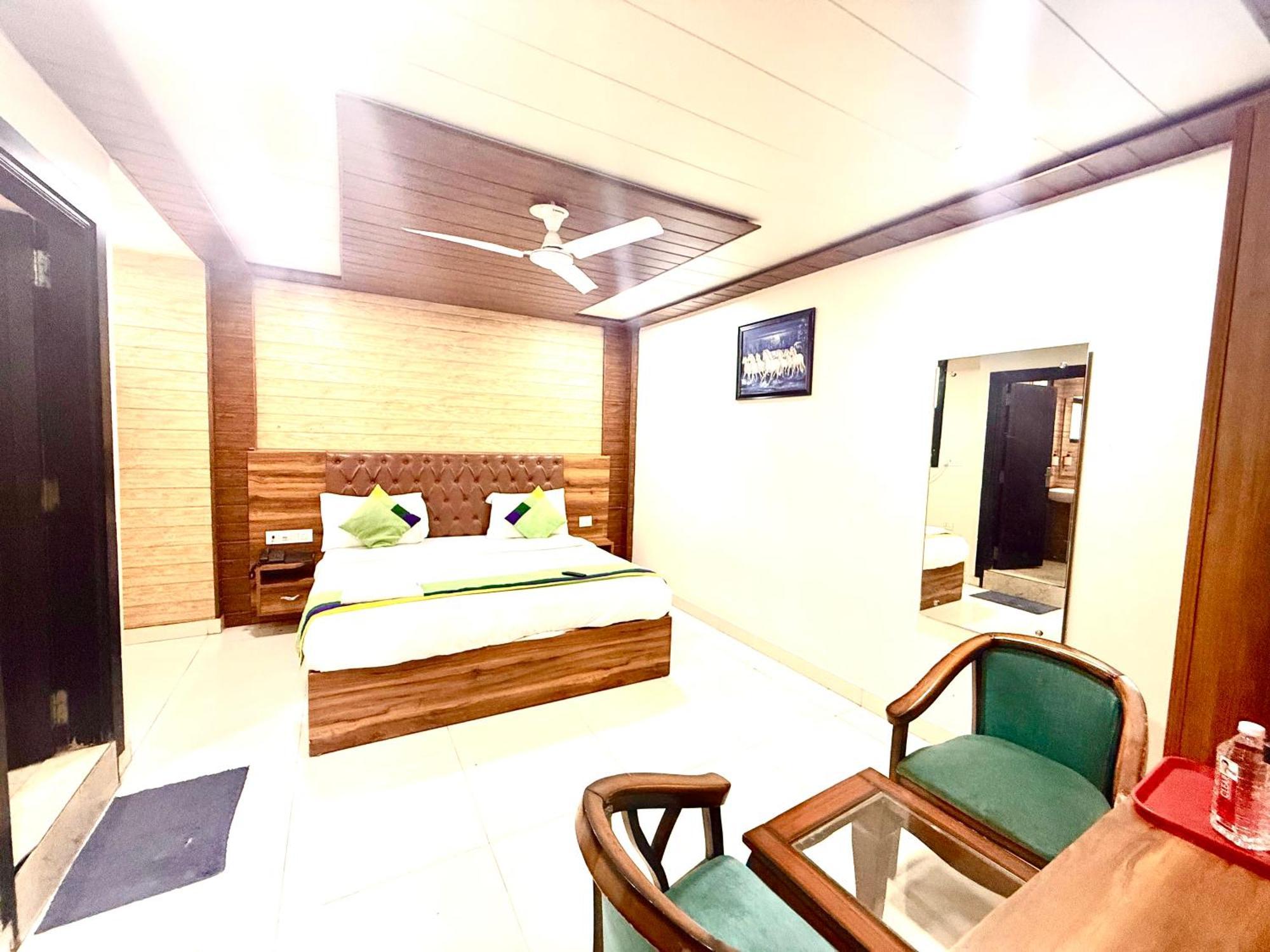 Hotel Tej International Plaza Near Igi Airport Delhi 4*